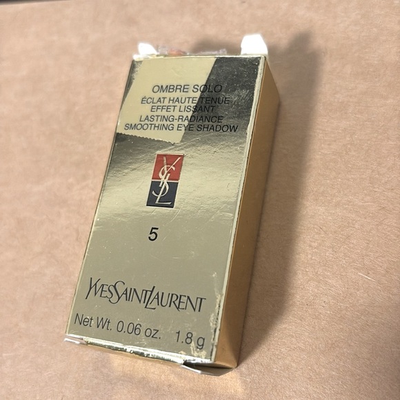 NIB [Yves Saint Laurent] Ombre Solo Radiance Smoothing Eyeshadow #05 Slate Green - Picture 13 of 15